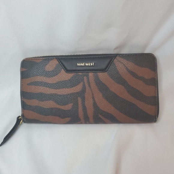 Nine West‎ Brand Woman's Wallet- Brown Black Zebra Animal Print - Picture 1 of 4